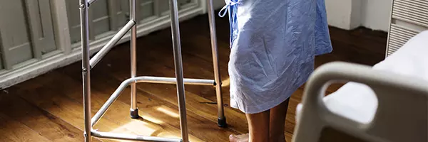 0-24 órás gondozás ott lakással