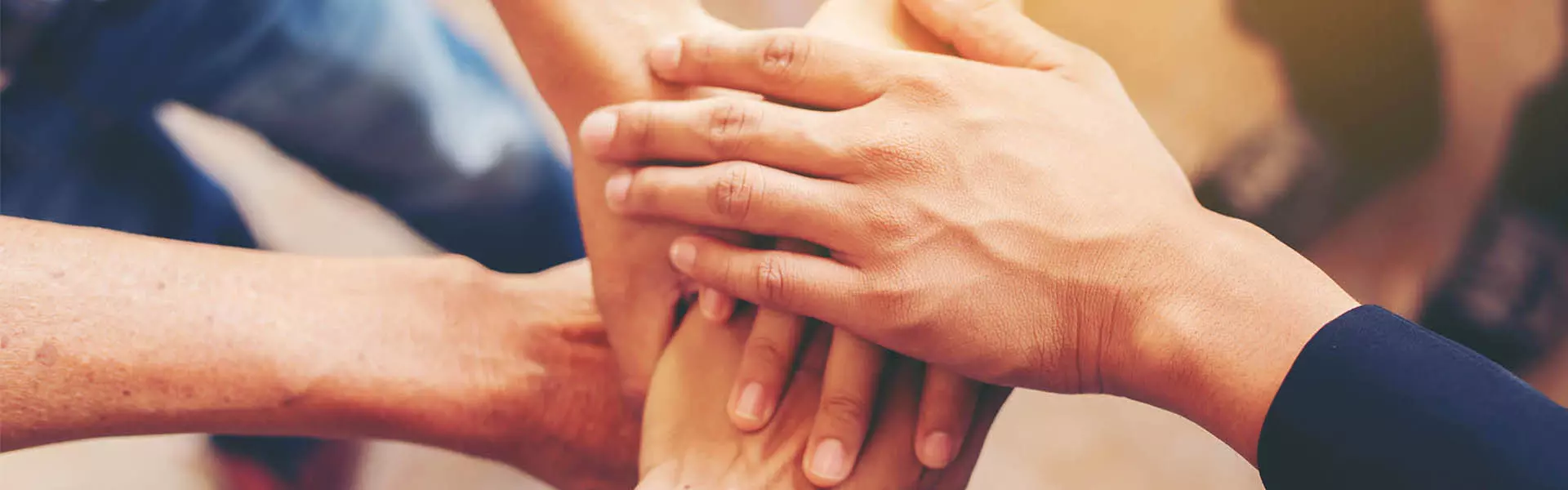 ALKALMI SEGÍTSÉGNYÚJTÁS - Dédiszitter ALKALMI SEGÍTSÉGNYÚJTÁS - Dédiszitter