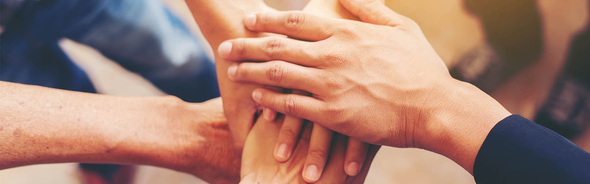 ALKALMI SEGÍTSÉGNYÚJTÁS - Dédiszitter ALKALMI SEGÍTSÉGNYÚJTÁS - Dédiszitter